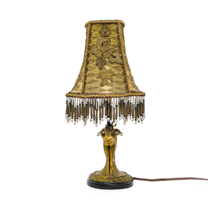 Elegant Art Nouveau bronze lamp with sculptural base