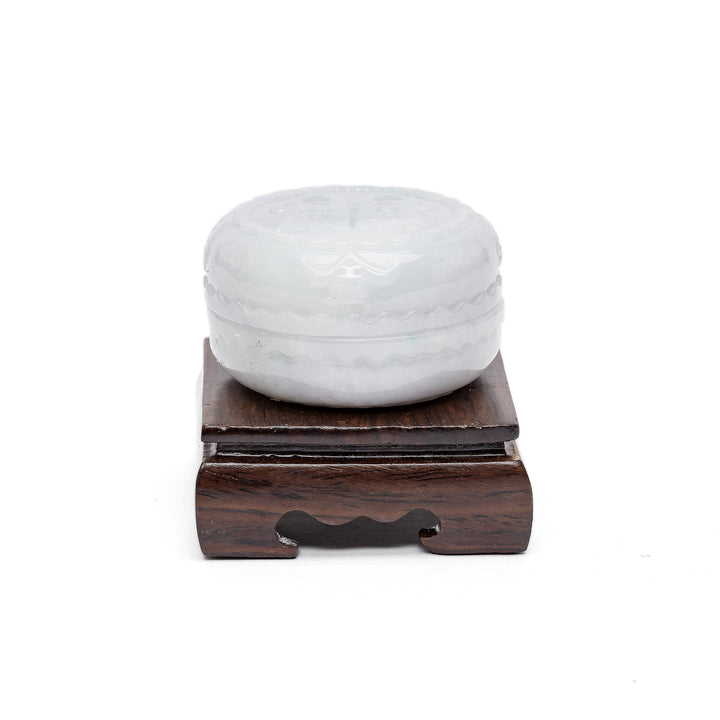 Heirloom-style jade box for meaningful gifting