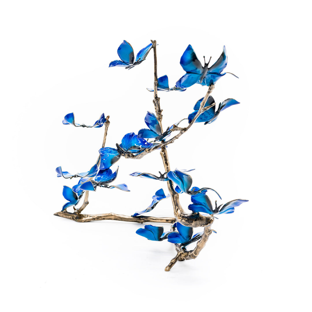 Angled side view showing height and butterfly motion
