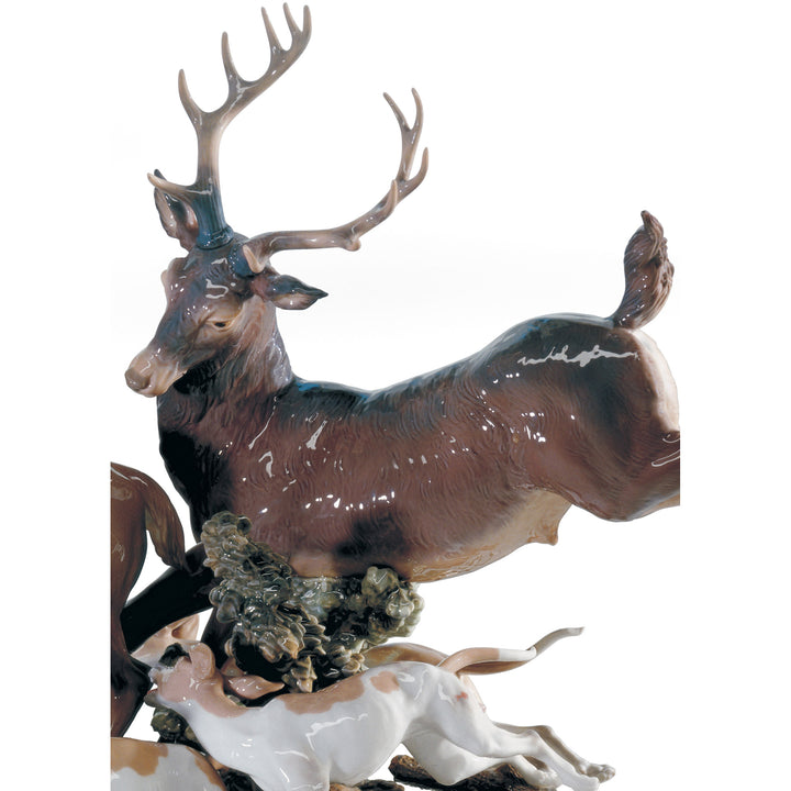 Image 3 Lladro Pursued Deer Sculpture. Limited Edition - 01001377