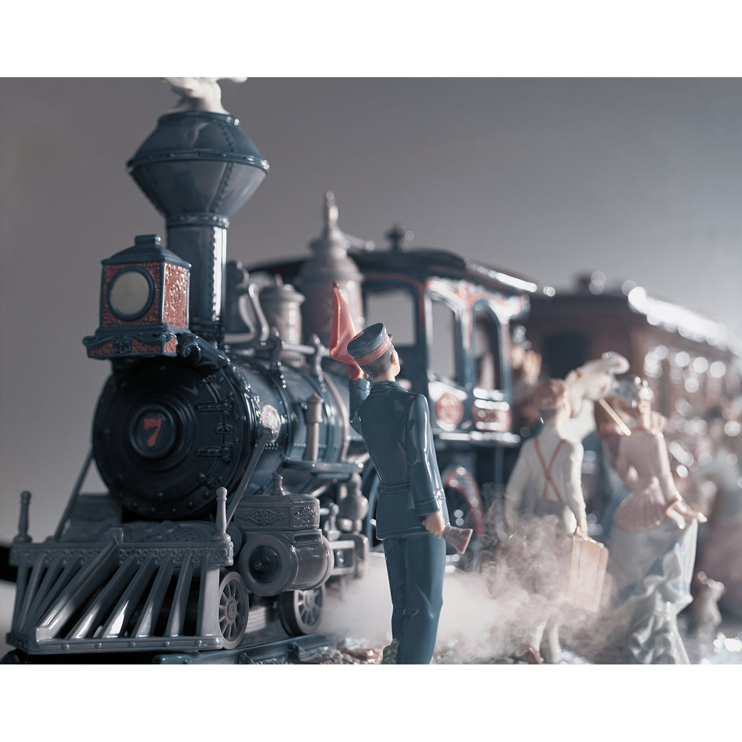 Image 5 Lladro A Grand Adventure Train Sculpture. Limited Edition - 01001888