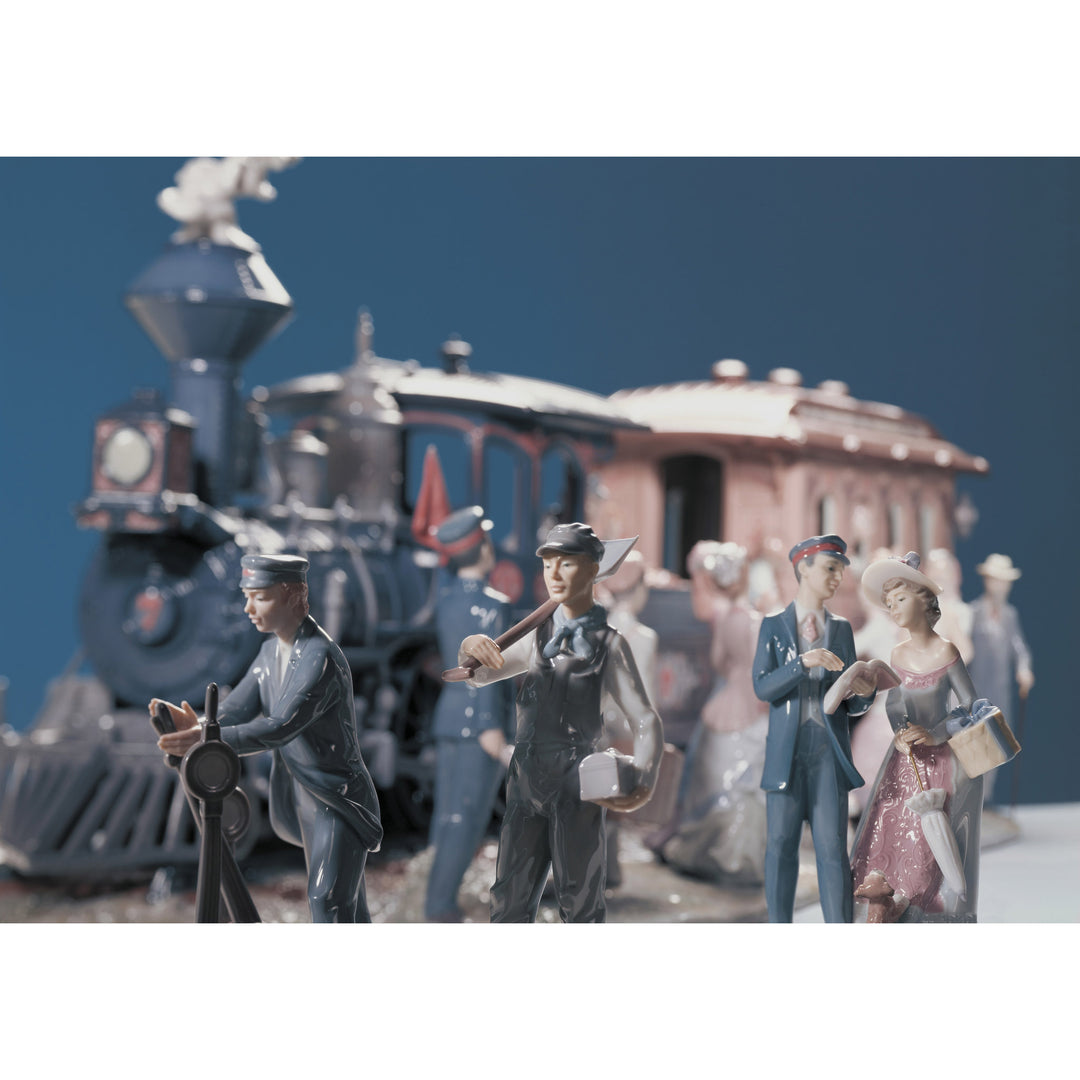 Image 6 Lladro A Grand Adventure Train Sculpture. Limited Edition - 01001888