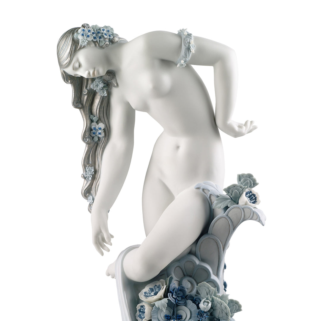 Image 2 Lladro Pure Beauty Woman Sculpture. Limited Edition - 01001945
