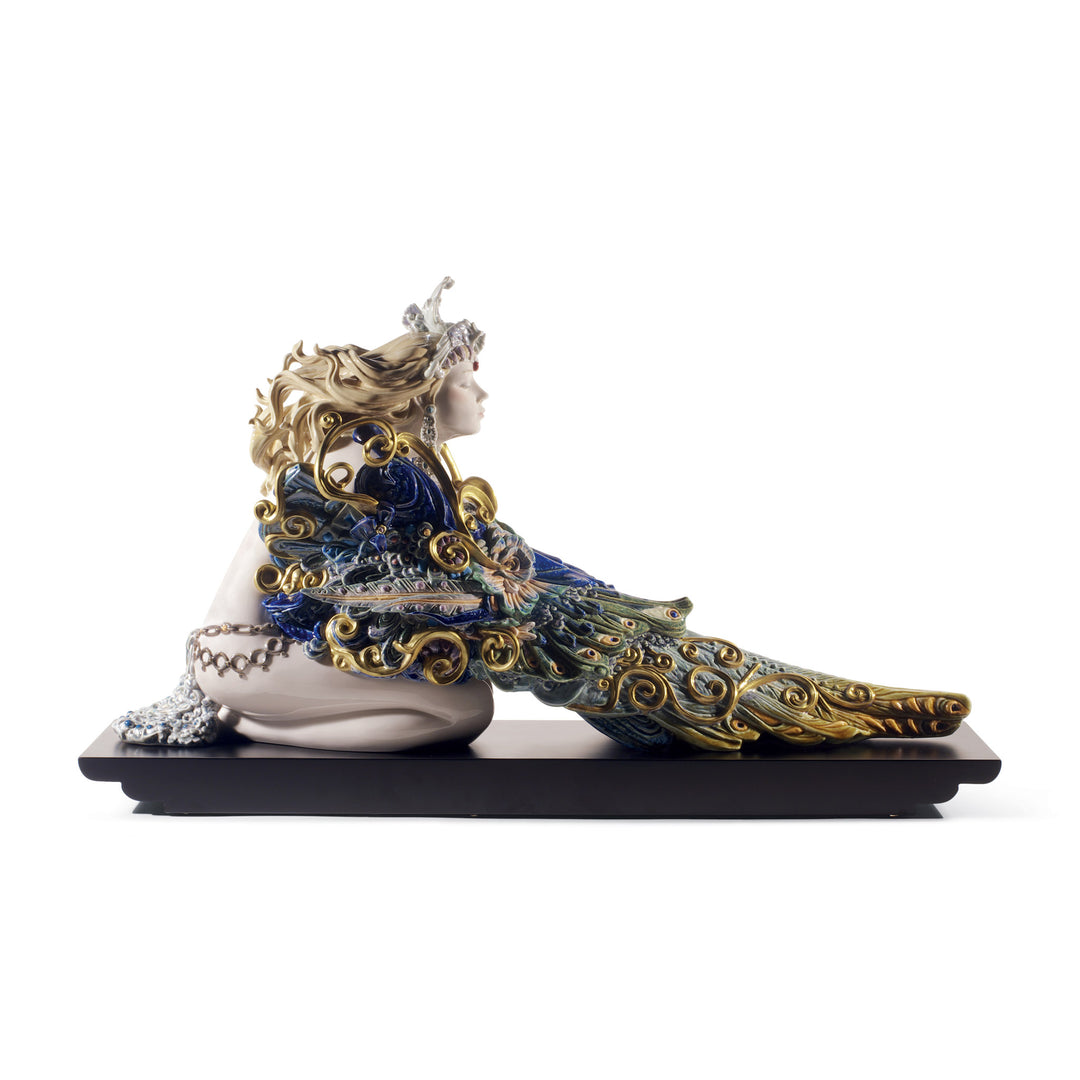 Lladro Winged Beauty Woman Sculpture. Limited Edition - 01001956