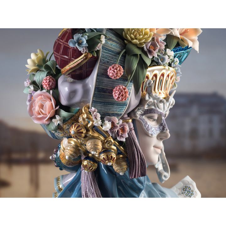 Image 4 Lladro Venetian Fantasy woman Sculpture. Limited Edition - 01001958