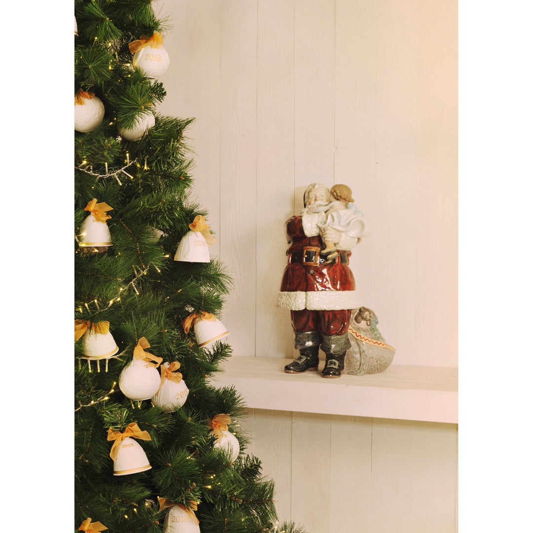 Image 2 Lladro Santa I've Been Good! Figurine. Limited Edition - 01001960