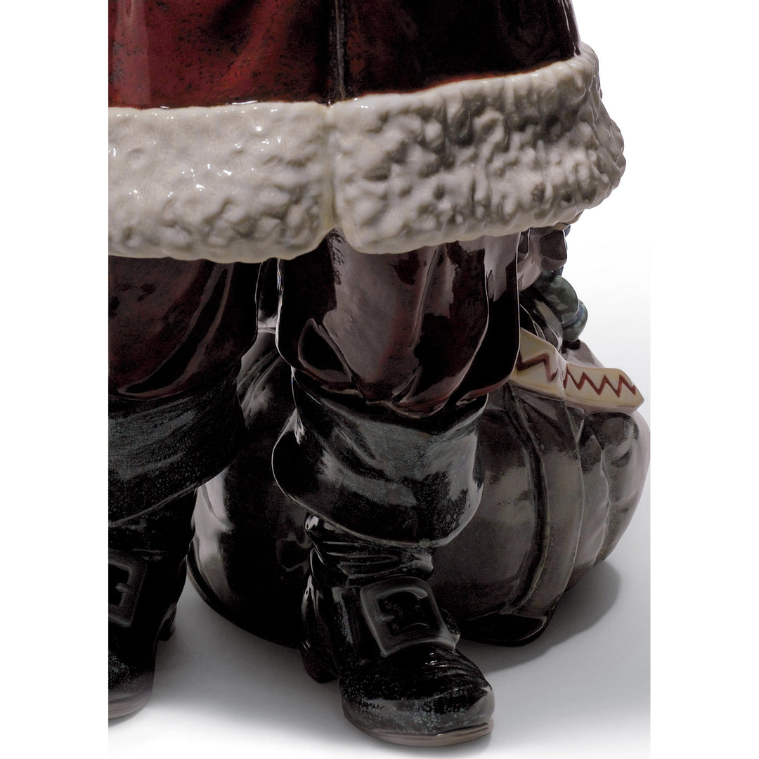Image 4 Lladro Santa I've Been Good! Figurine. Limited Edition - 01001960