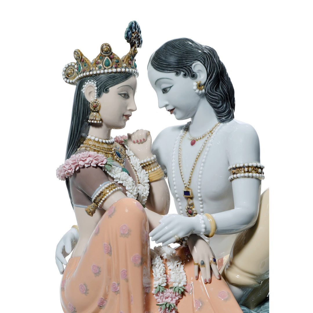 Image 2 Lladro Divine Love Couple Figurine. Limited Edition - 01001962