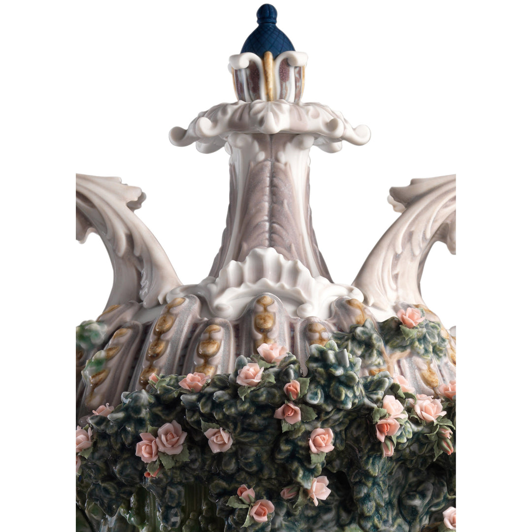 Image 6 Lladro Ladies from Aranjuez Vase. Limited Edition - 01001968