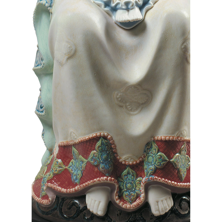 Image 4 Lladro Romanesque Mater Figurine. Limited Edition - 01001976