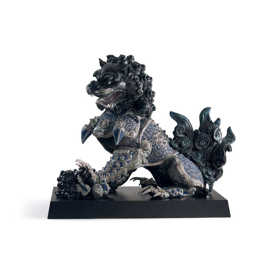 Lladro Guardian Lioness Sculpture. Black. Limited Edition - 01001994