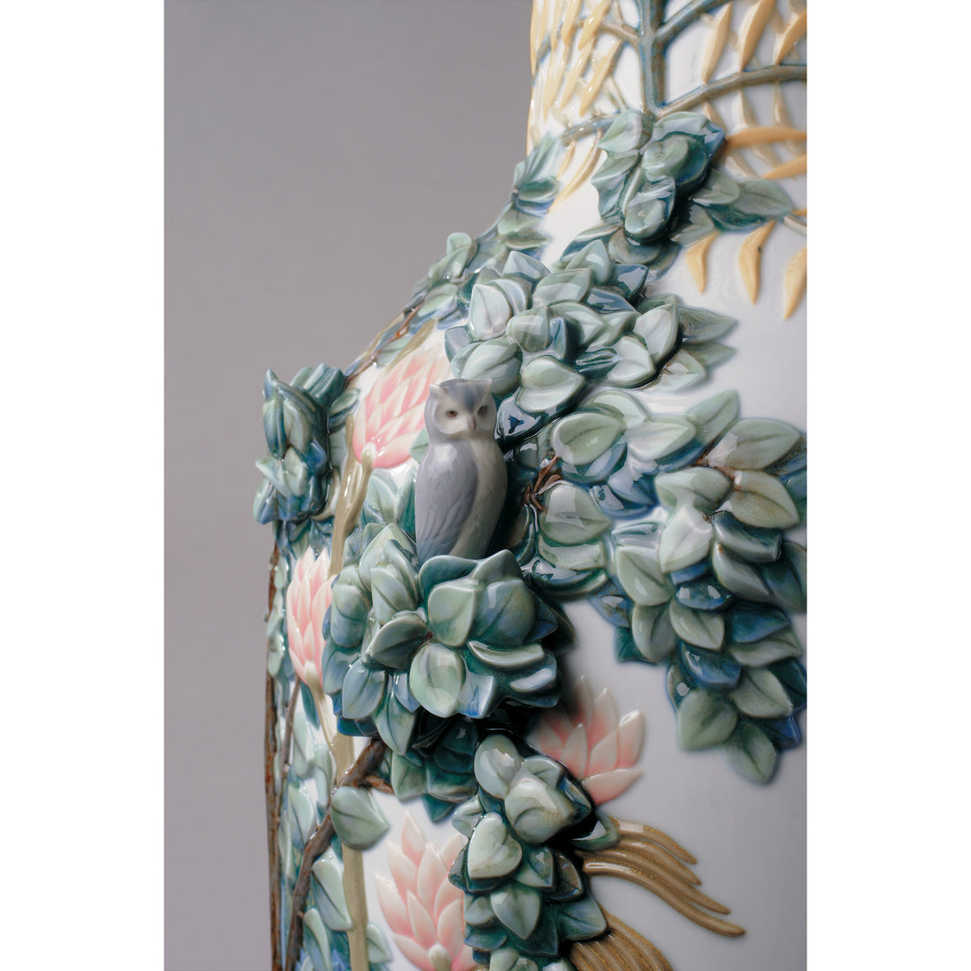 Image 8 Lladro Paradise Vase Sculpture. Limited Edition - 01001997