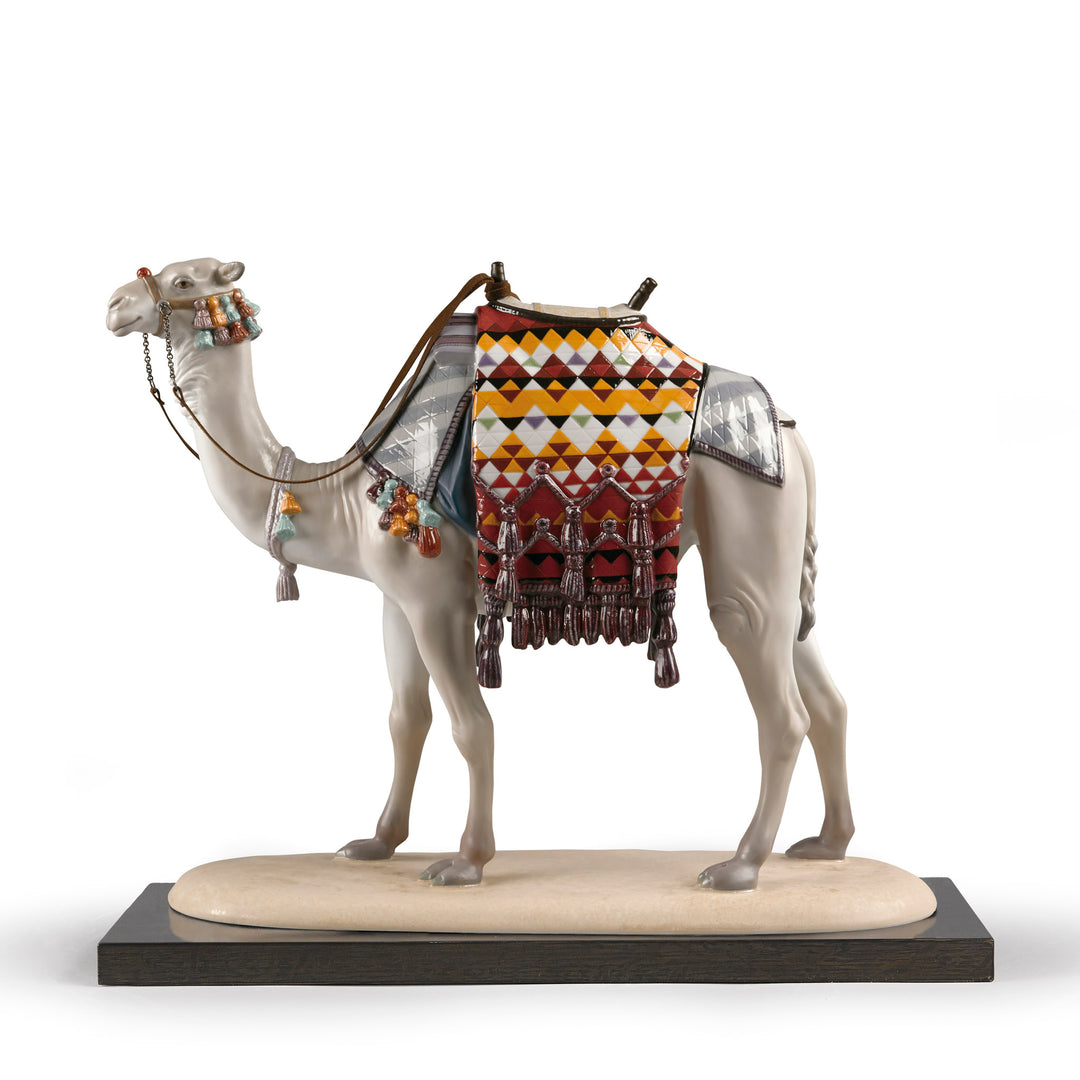 Lladro Camel Figurine Gloss. Limited Edition - 01002008