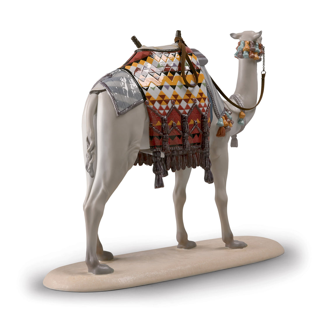 Image 2 Lladro Camel Figurine Gloss. Limited Edition - 01002008