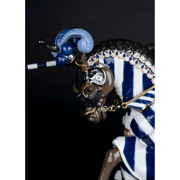 Image 3 Lladro Medieval Knight Sculpture. Limited Edition - 01002019