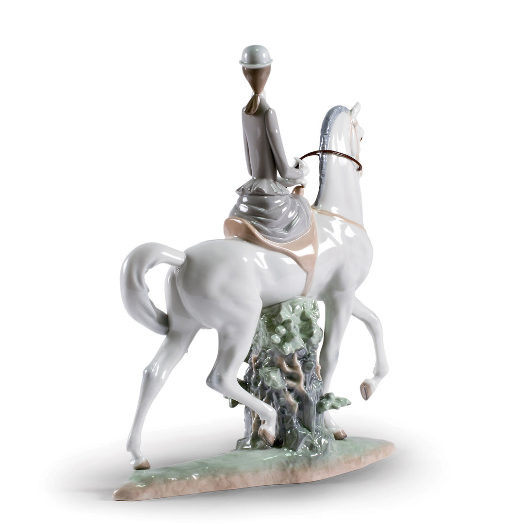 Image 4 Lladro Woman on Horse Figurine - 01004516