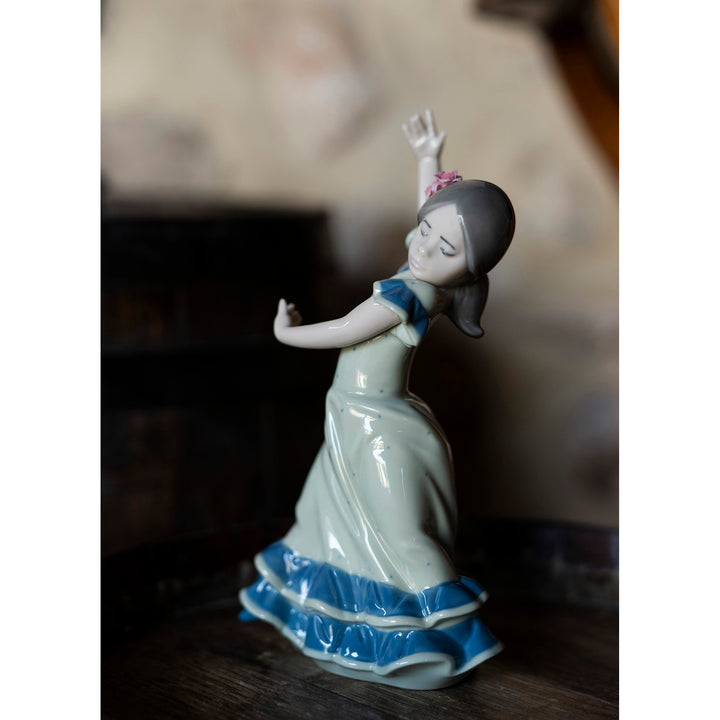 Image 4 Lladro Lolita Flamenco Dancer Girl Figurine. Blue - 01005192