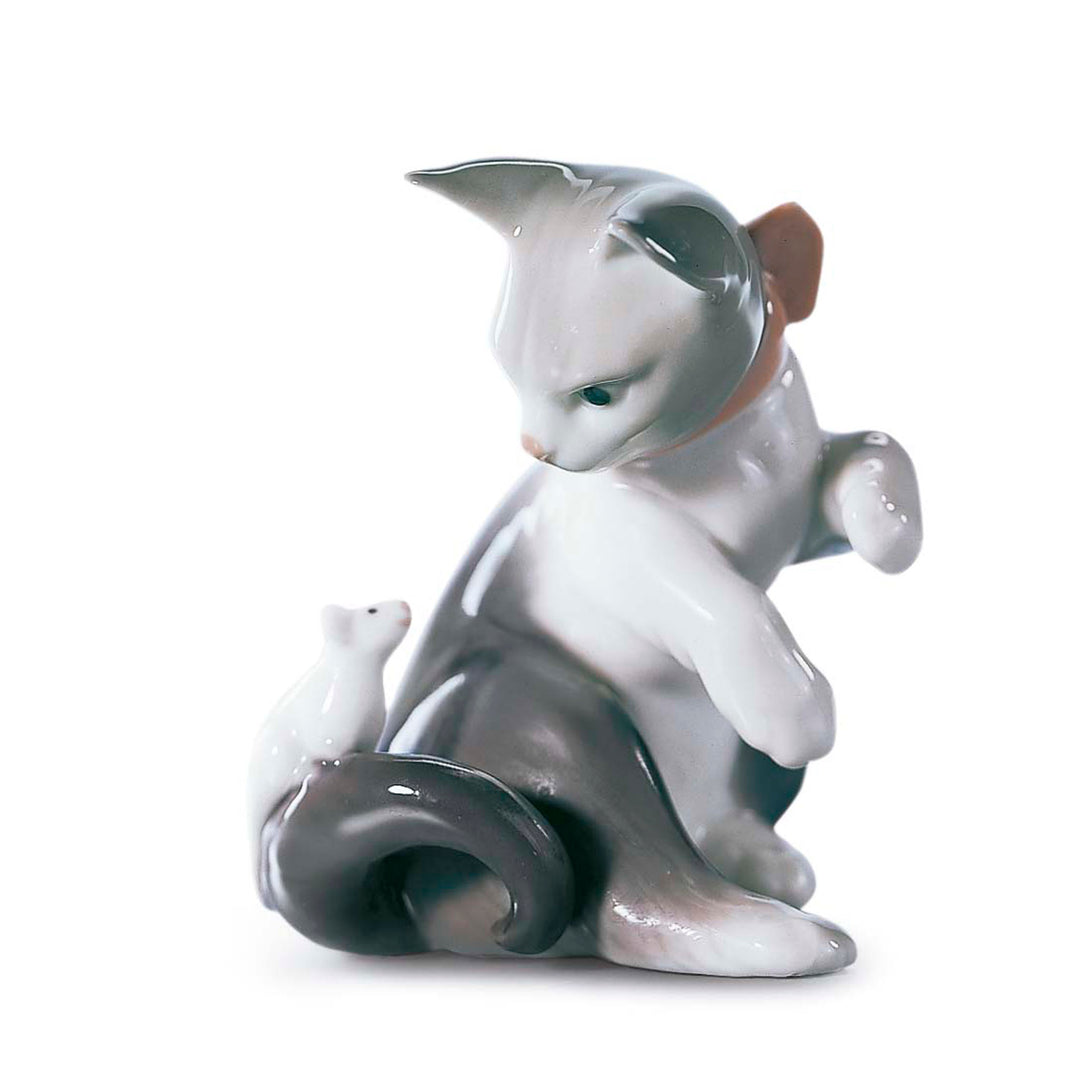 Lladro Cat and Mouse Figurine - 01005236