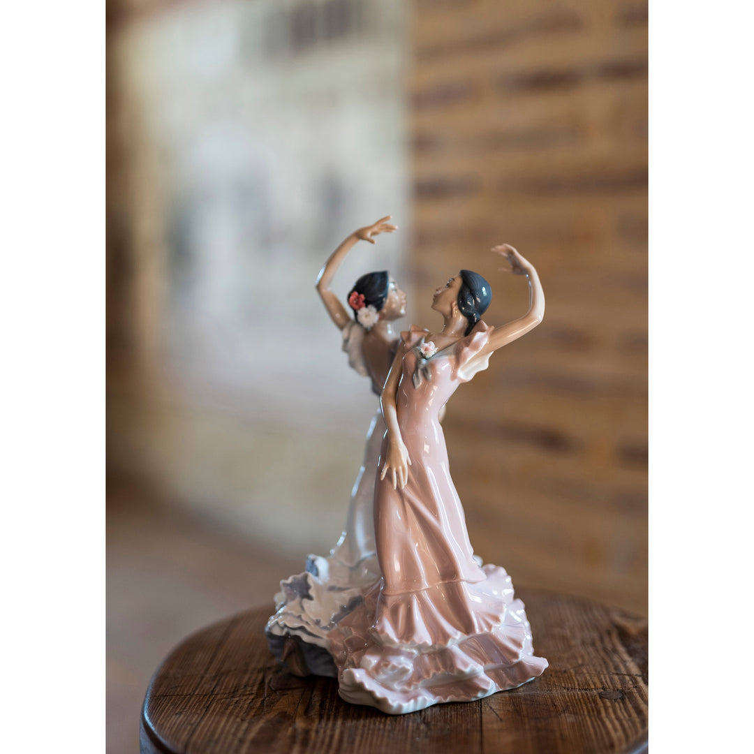 Image 3 Lladro Ole Flamenco Couple Figurine - 01005601