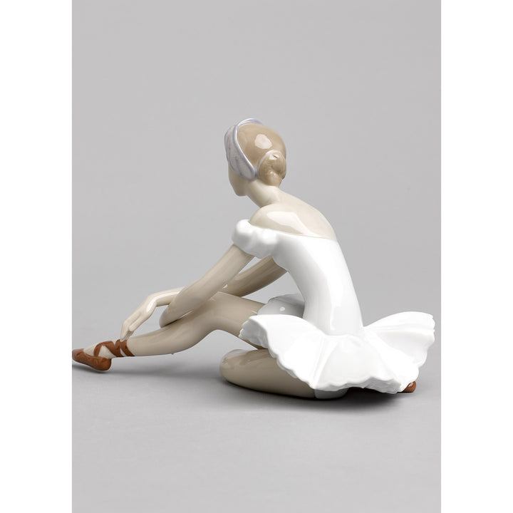 Image 6 Lladro Rose Ballet Figurine - 01005919