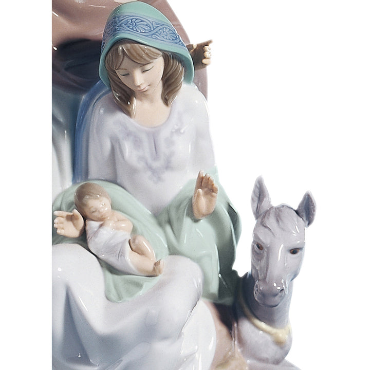 Image 4 Lladro Joyful Event Nativity Figurine - 01006008
