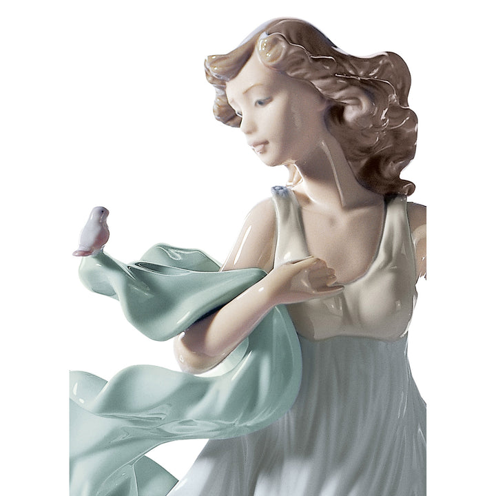 Image 3 Lladro Summer Serenade Woman Figurine - 01006193