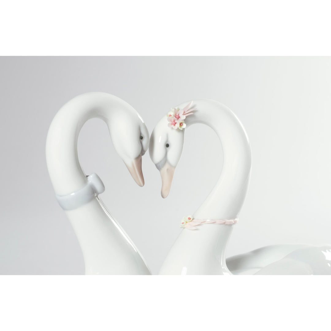 Image 4 Lladro Endless Love Swans Figurine - 01006585