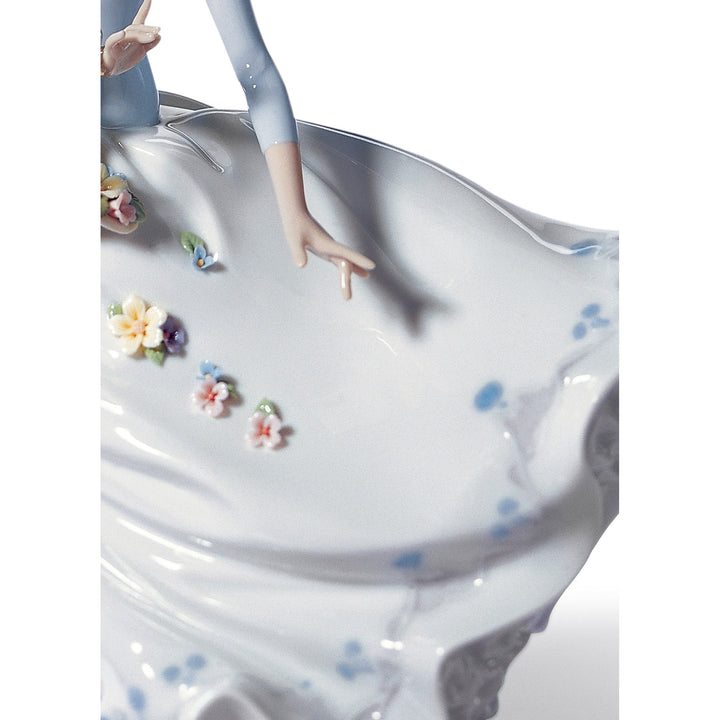Image 4 Lladro Petals of The Wind Woman Figurine - 01006767