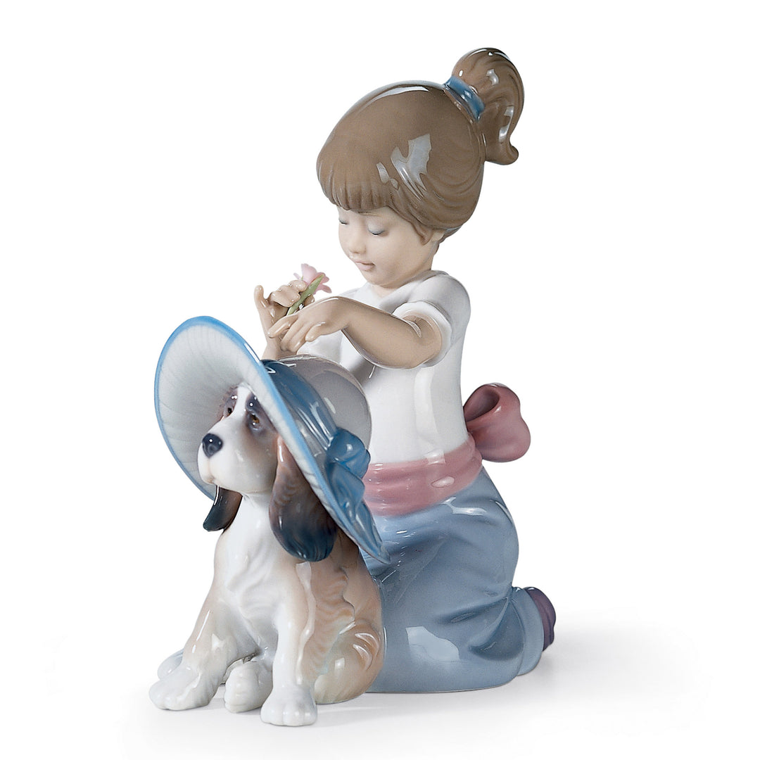 Lladro An Elegant Touch Girl Figurine - 01006862
