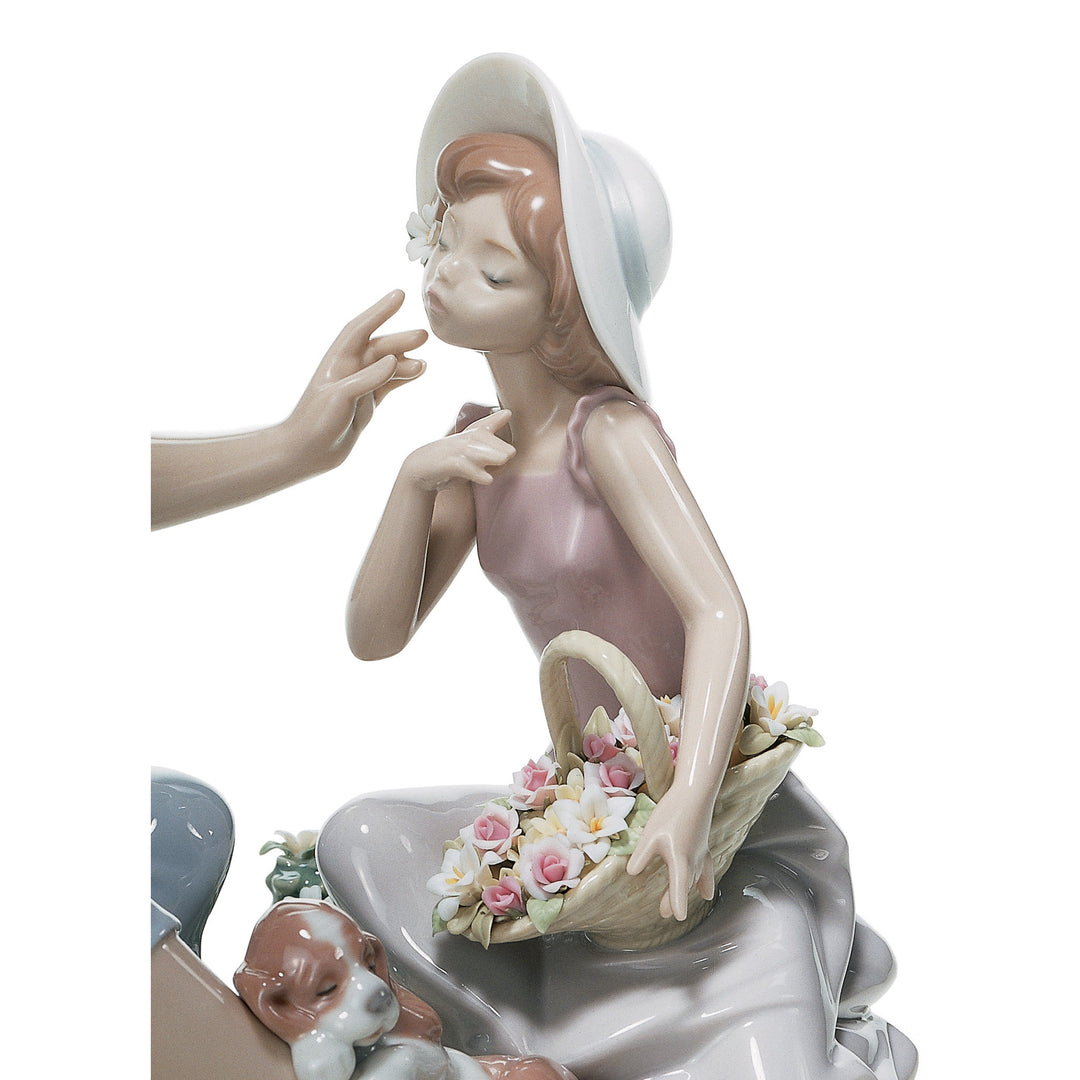 Image 2 Lladro As Pretty As A Flower Mother Figurine - 01006910