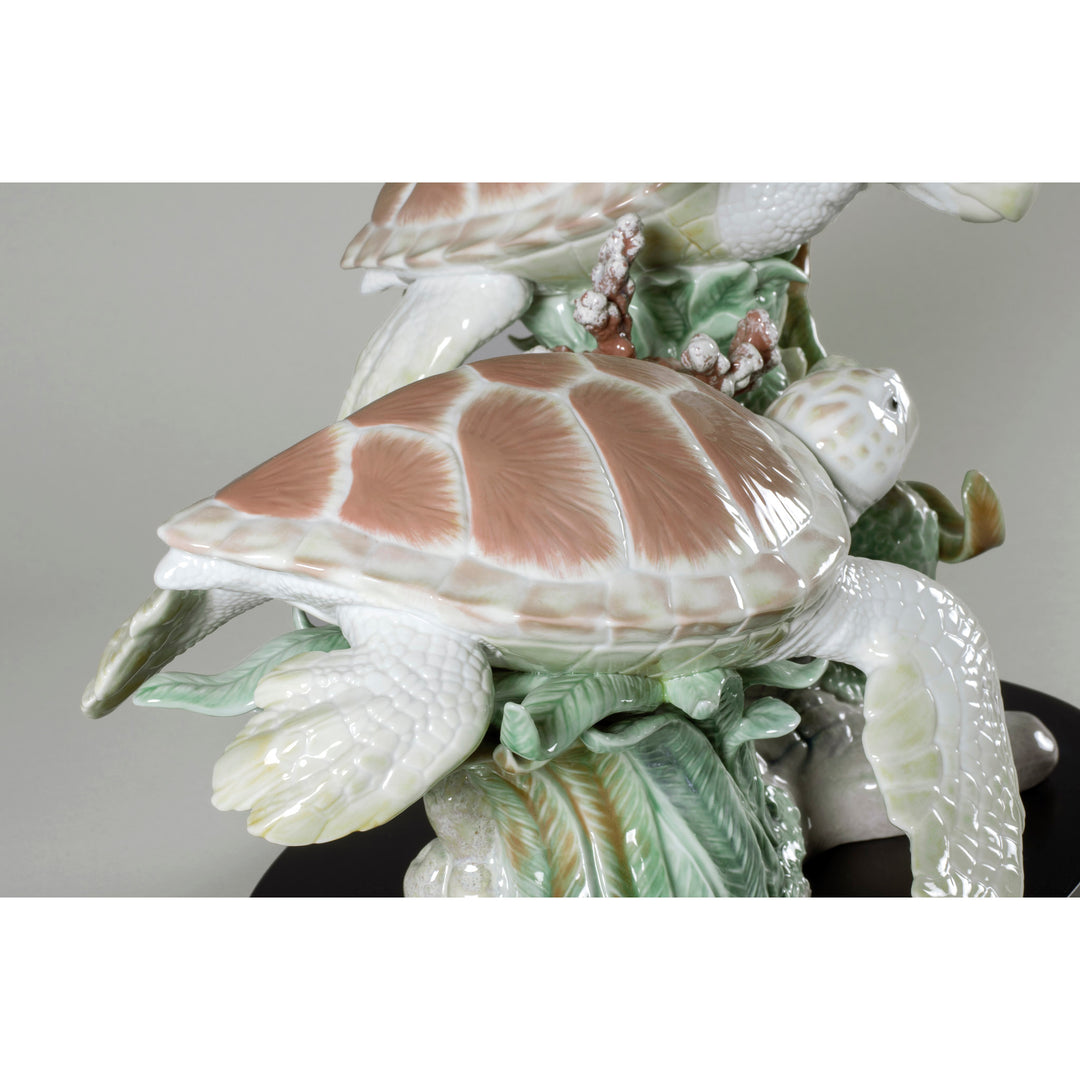Image 4 Lladro Sea Turtles Sculpture - 01006953