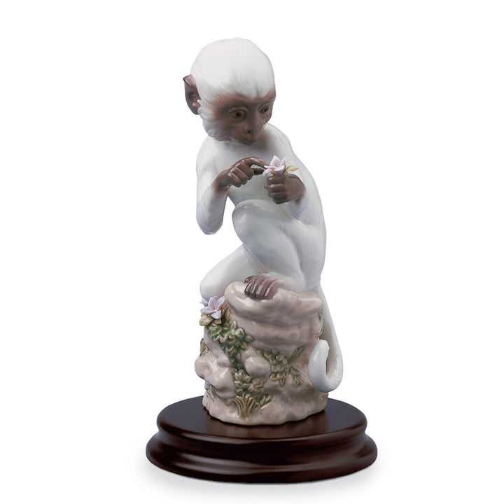 Lladro The Monkey Figurine. Chinese Zodiac - 01006962