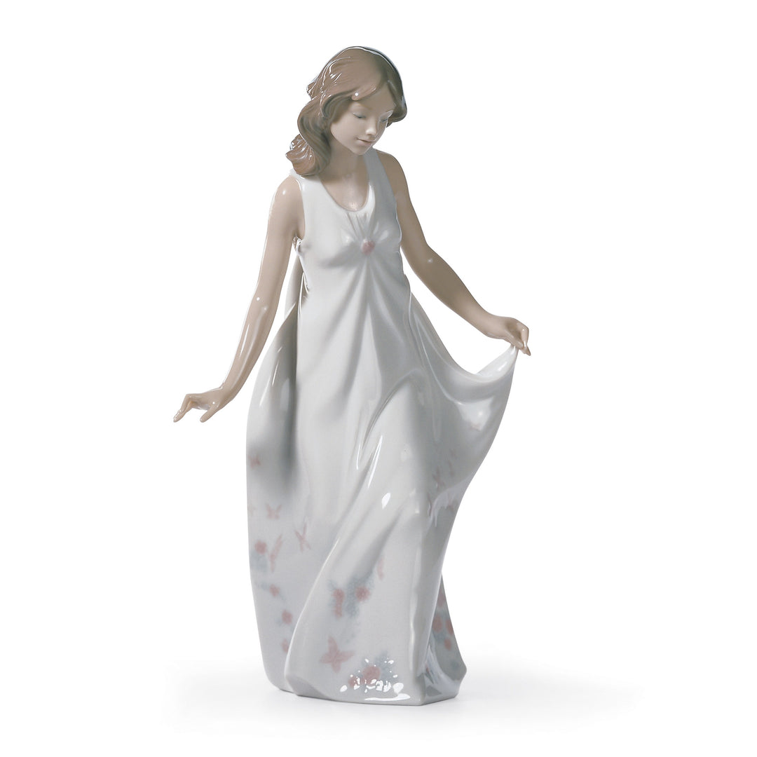 Lladro Wonderful Mother Figurine - 01006975