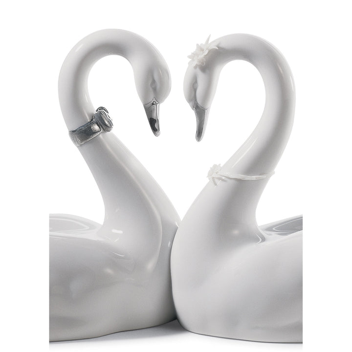 Image 2 Lladro Endless Love Swans Figurine. Silver Lustre - 01007049