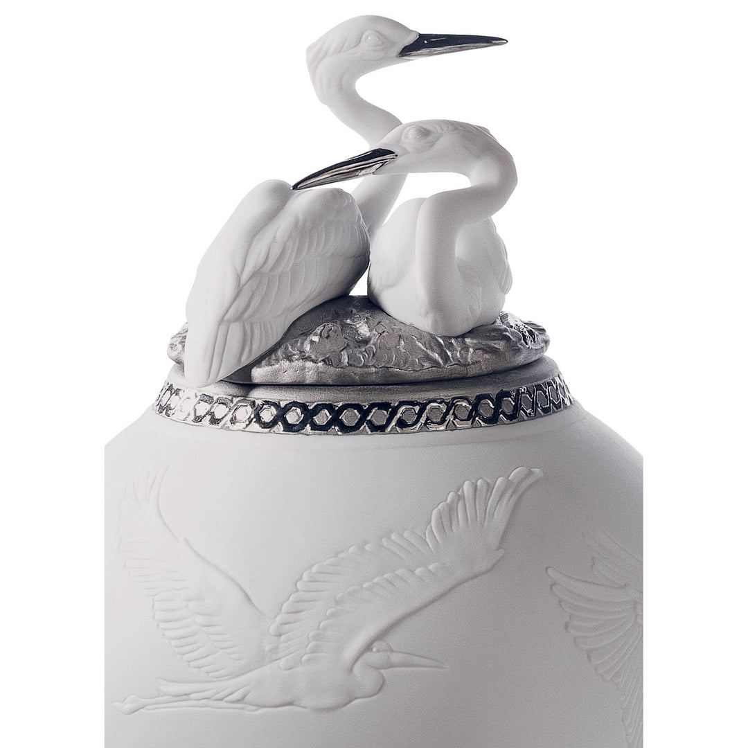 Image 2 Lladro Herons Realm Covered Vase Figurine. Silver Lustre - 01007052