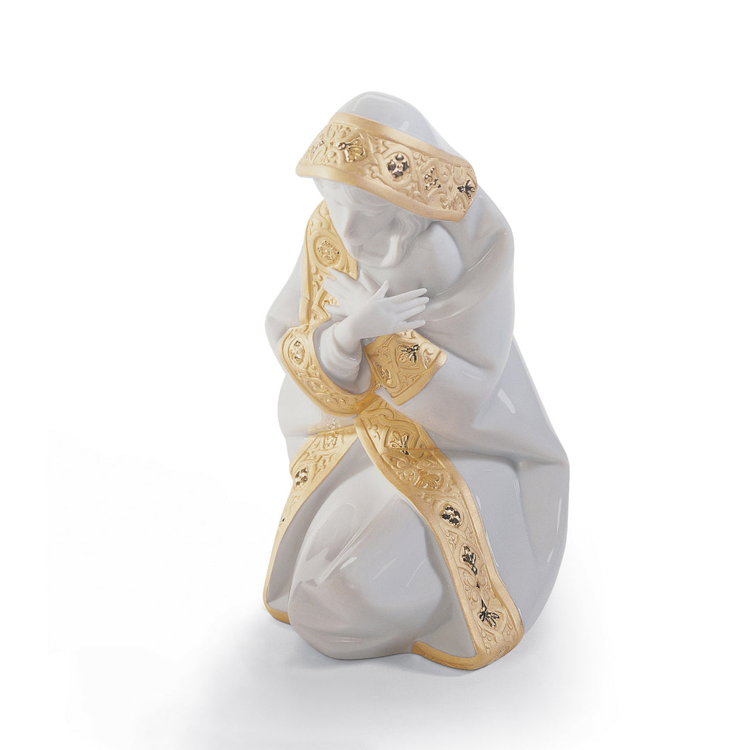 Lladro Mary Nativity Figurine. Golden Lustre - 01007086