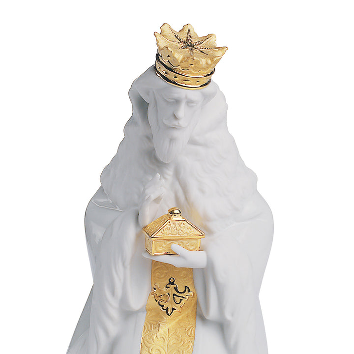 Image 2 Lladro King Gaspar Nativity Figurine. Golden Lustre - 01007144