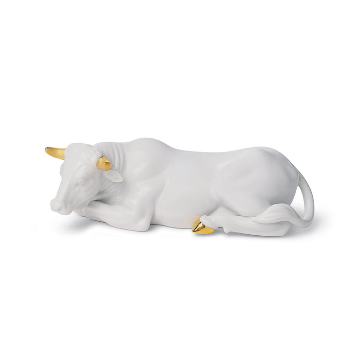 Lladro Ox Nativity Figurine. Golden Lustre - 01007146