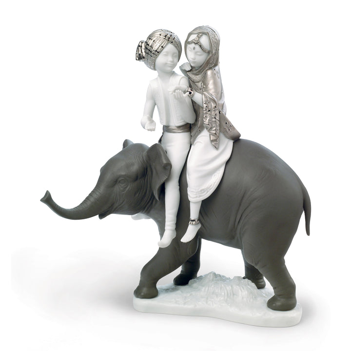 Lladro Hindu Children Figurine. Silver Lustre - 01007169