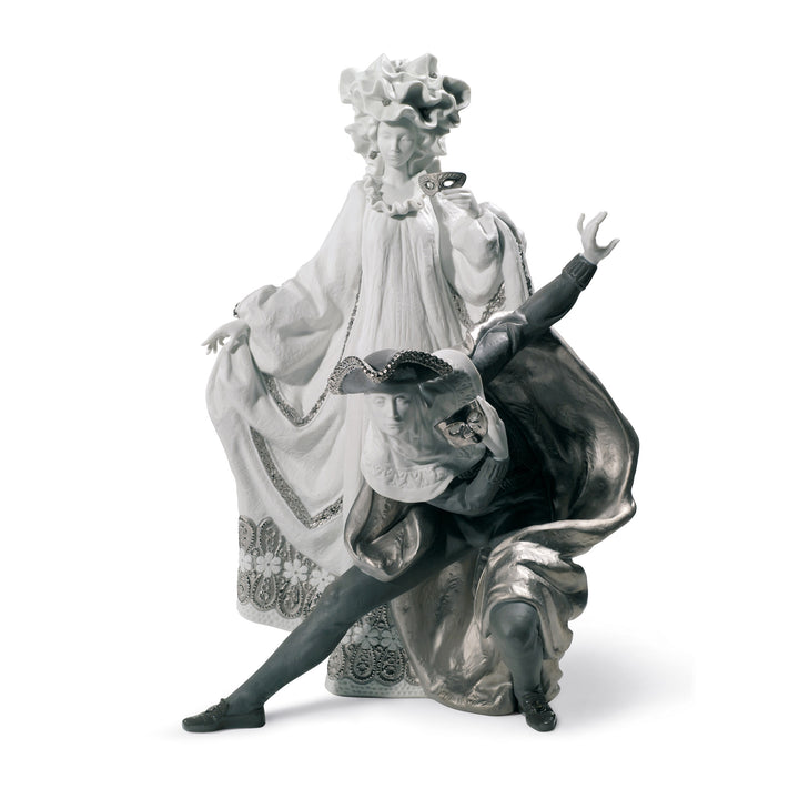 Lladro Venetian Carnival Couple Sculpture. Limited Edition. Silver Lustre - 01007194