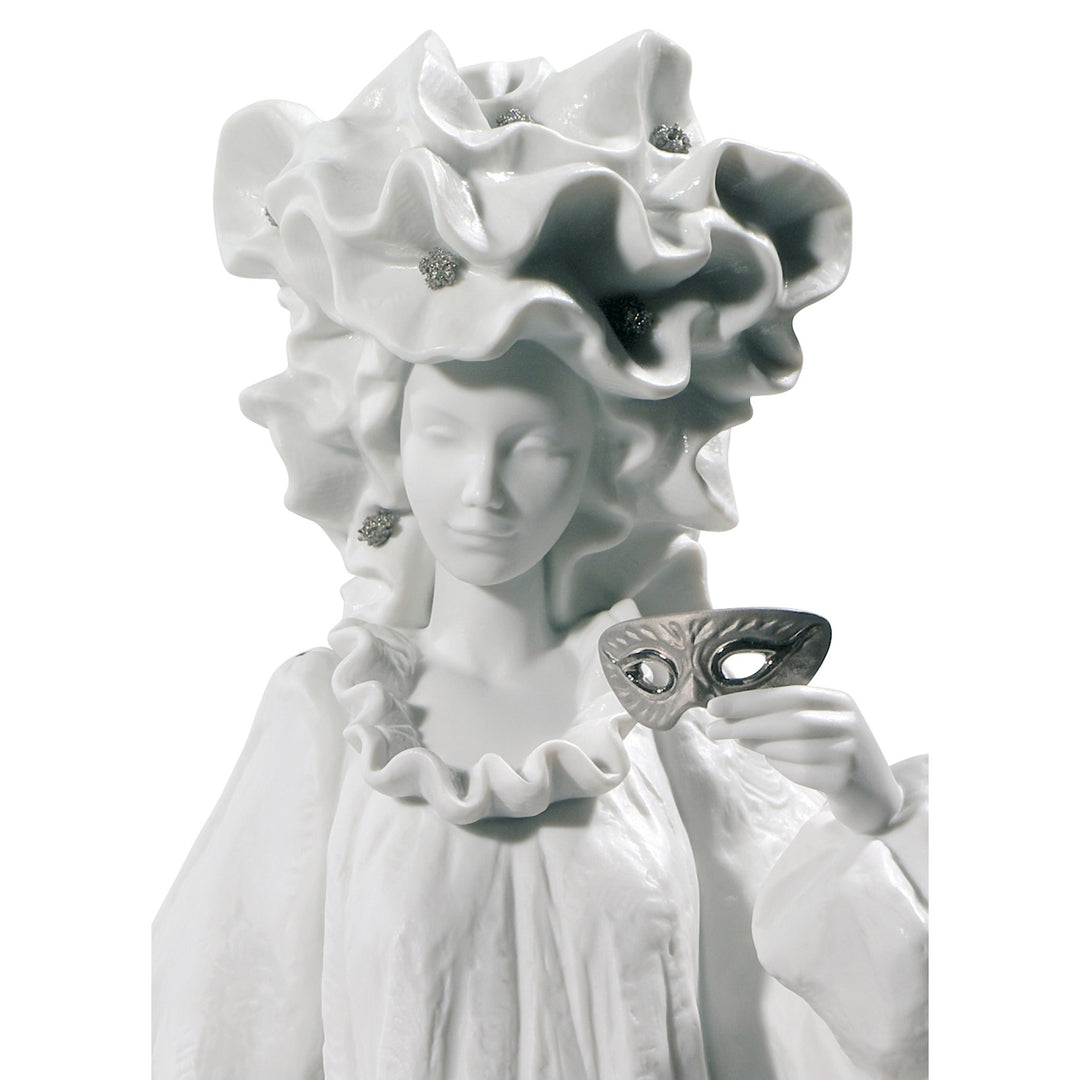 Image 4 Lladro Venetian Carnival Couple Sculpture. Limited Edition. Silver Lustre - 01007194