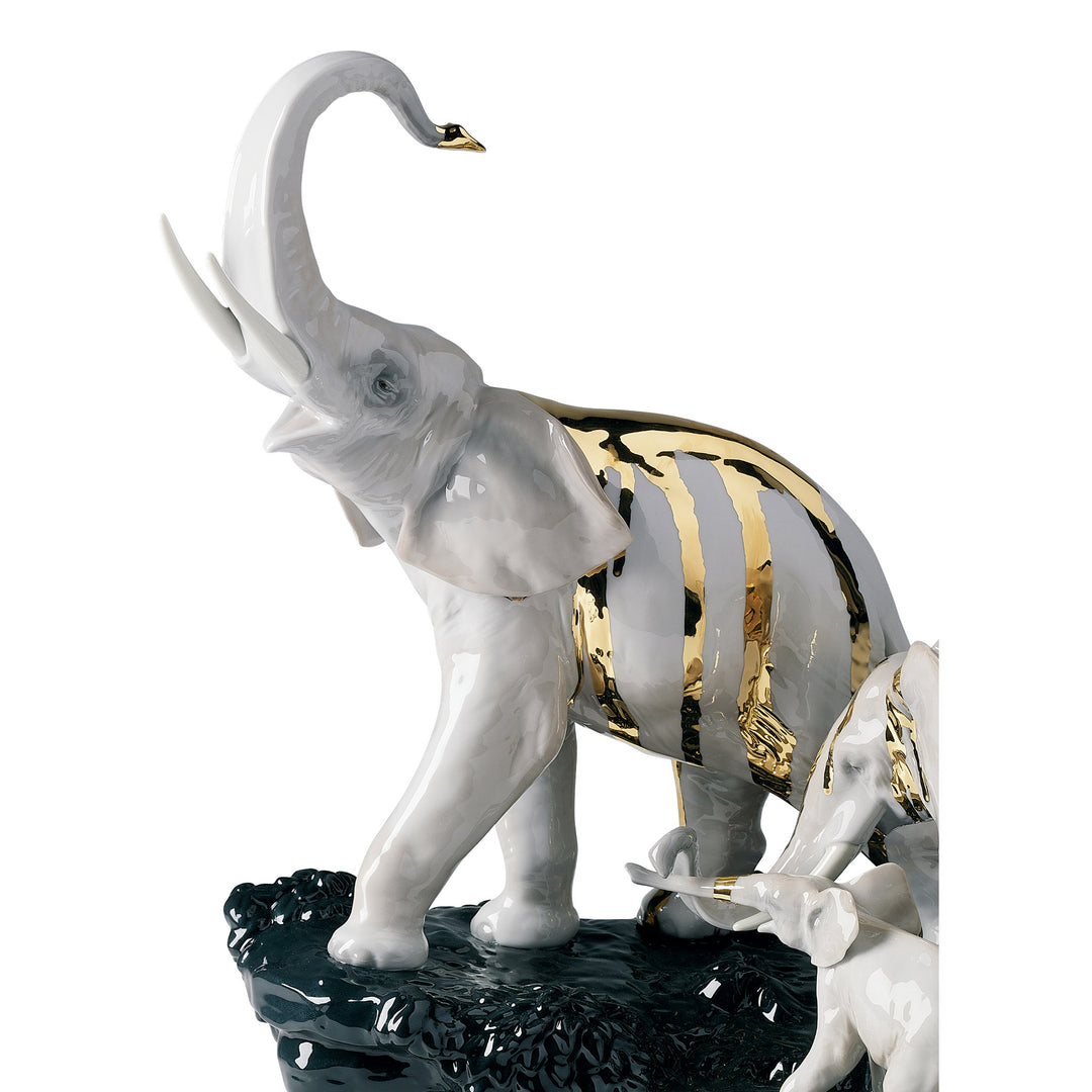 Image 2 Lladro Celebration Elephants on Black Rock Figurine - 01007235