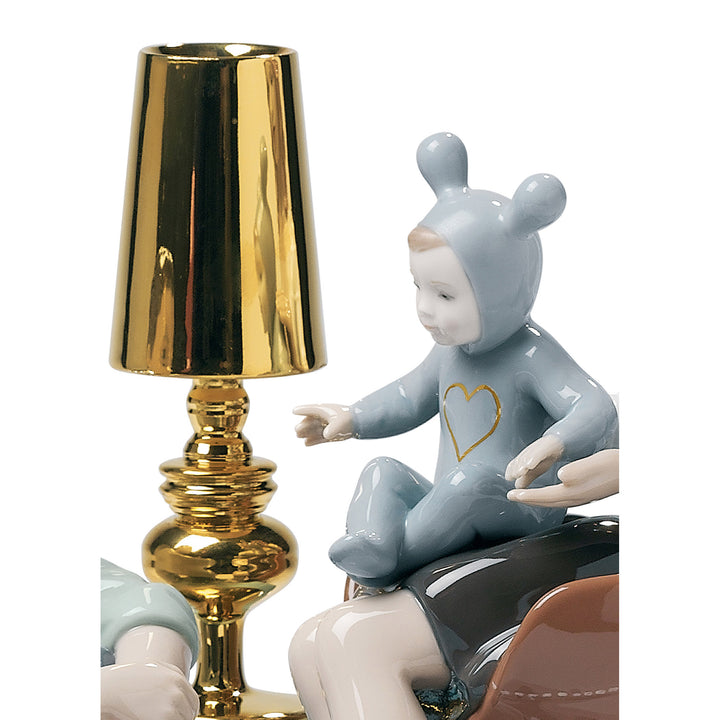 Image 4 Lladro The Family Portrait Figurine. By Jaime Hayon - 01007255
