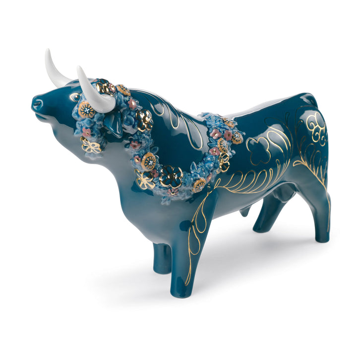 Lladro Flower Bedecked Bull Figurine. Limited Edition - 01007297