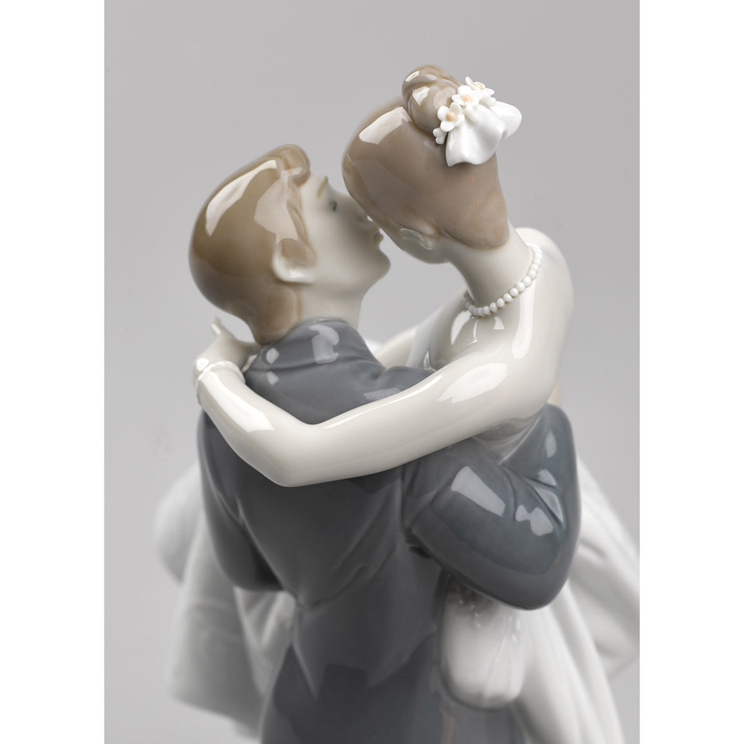 Image 3 Lladro The Happiest Day Couple Figurine Type 356 - 01008029