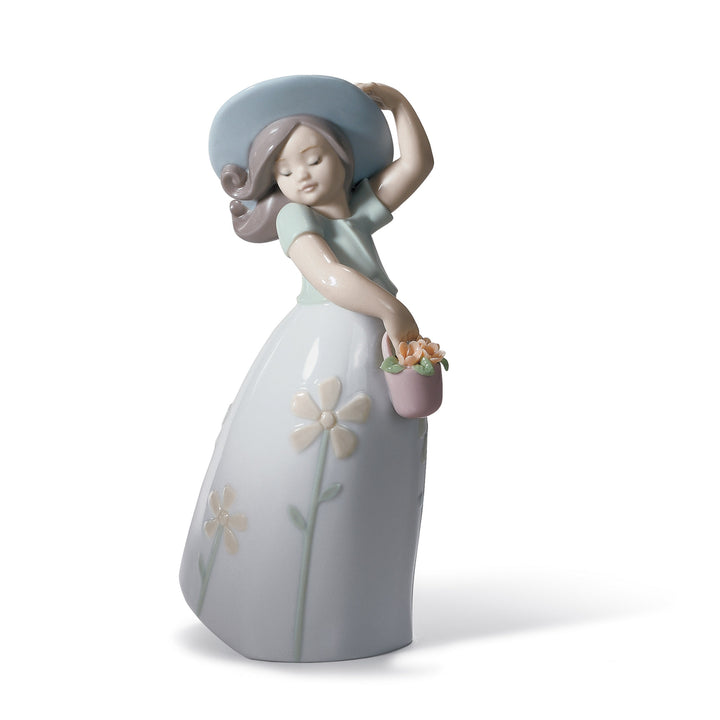 Lladro Little Daisy Girl Figurine - 01008041