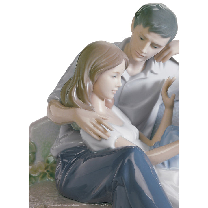 Image 5 Lladro A Priceless Moment Couple Figurine - 01008056