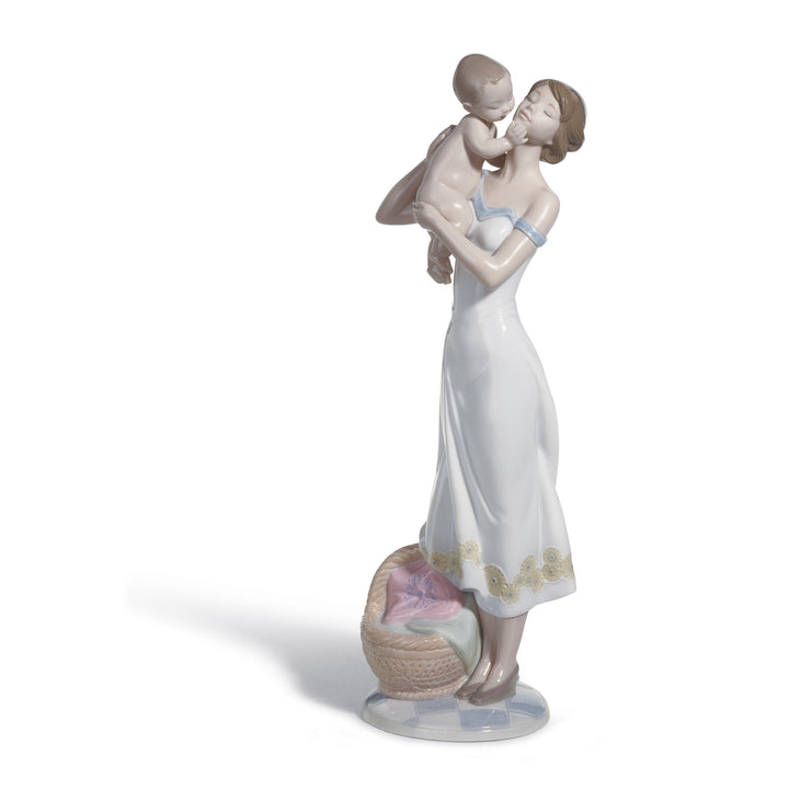 Lladro Unconditional Love Mother Figurine - 01008244