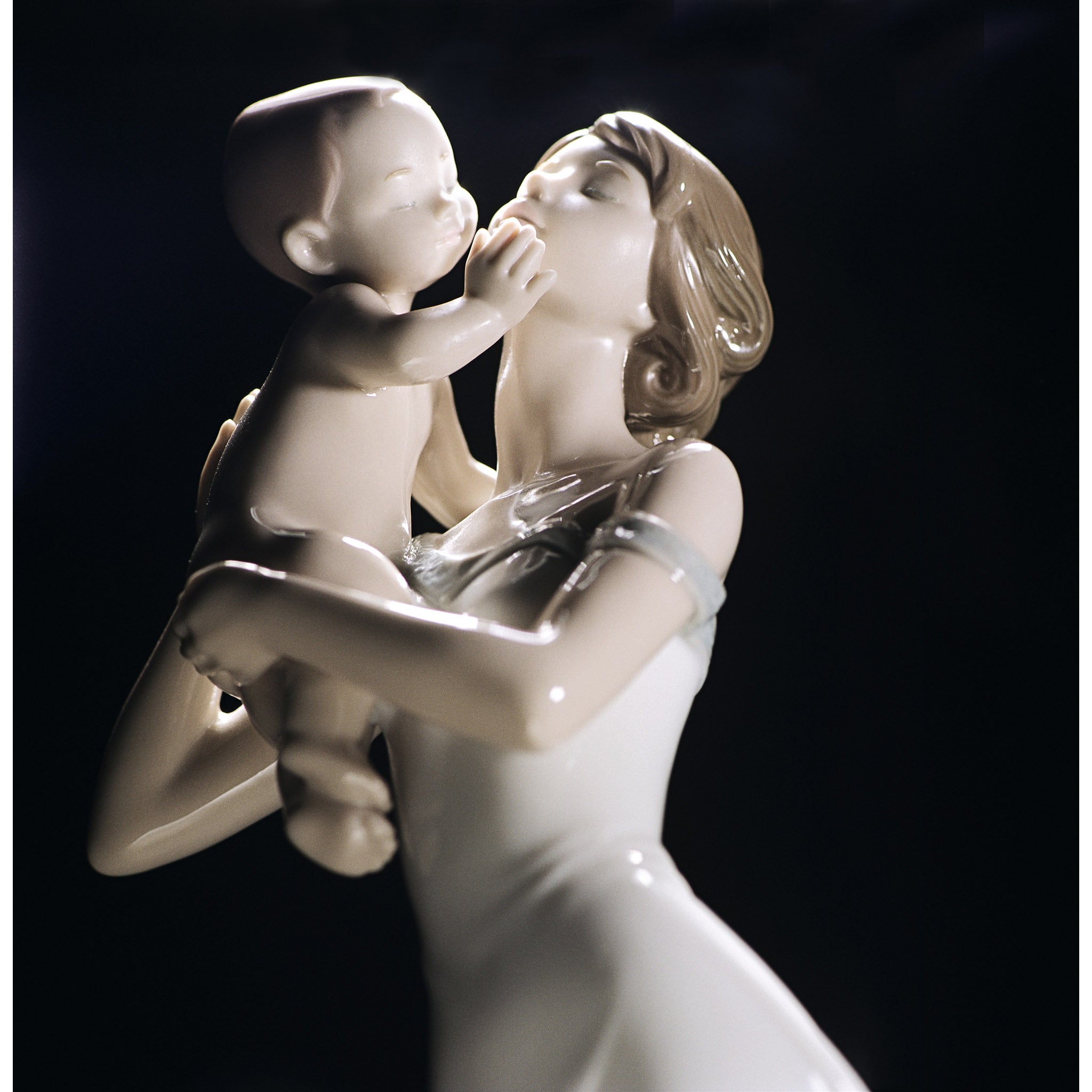 リヤドロ Lladro Unconditional Love Mother Figurine 01008244-