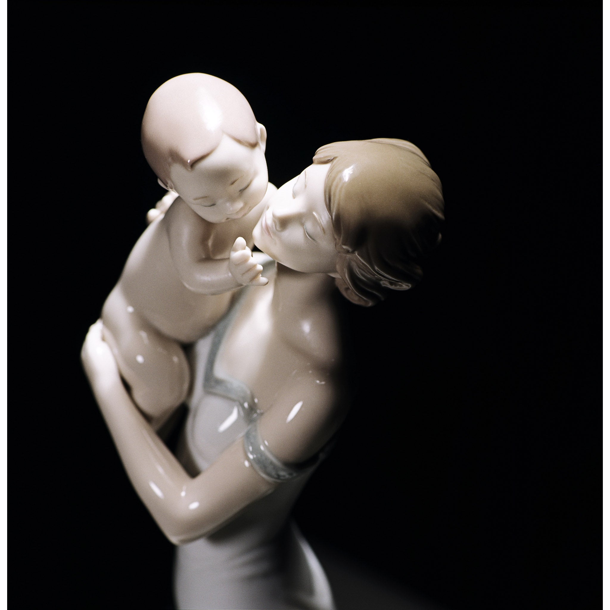 Unconditional Love Mother Figurine – Regis Galerie